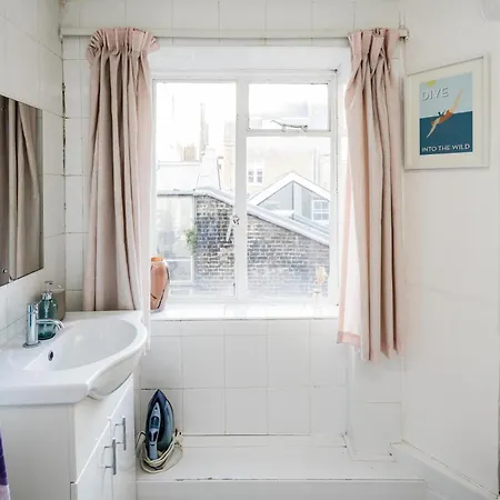 Affordable Flat In Fitzrovia Apartment London Exterior photo